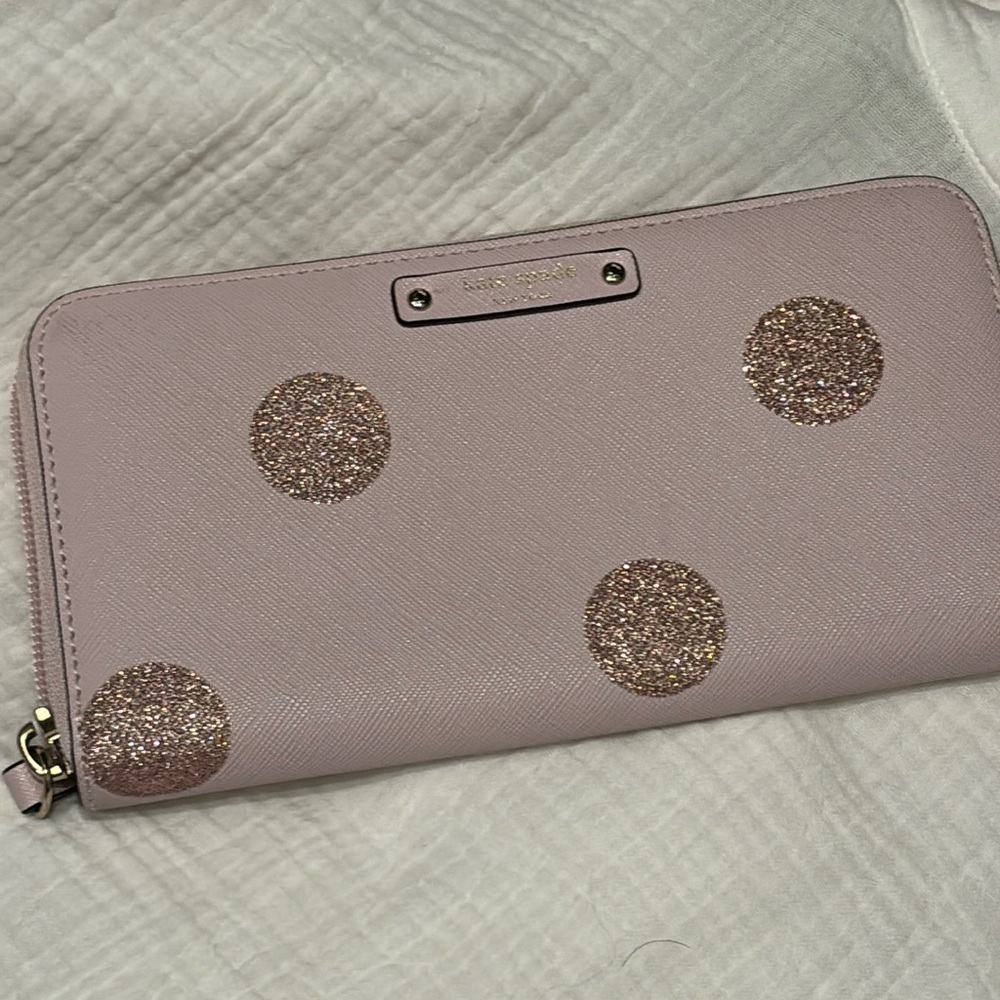 Kate Spade Zip Around Wallet